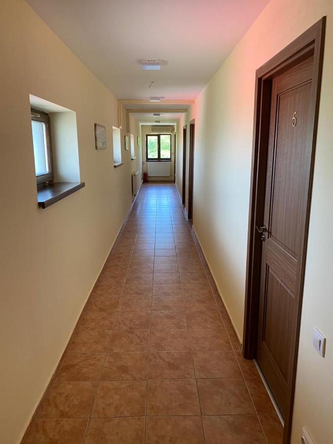 Pensiunea Casa Soarelui Simian Ngoại thất bức ảnh