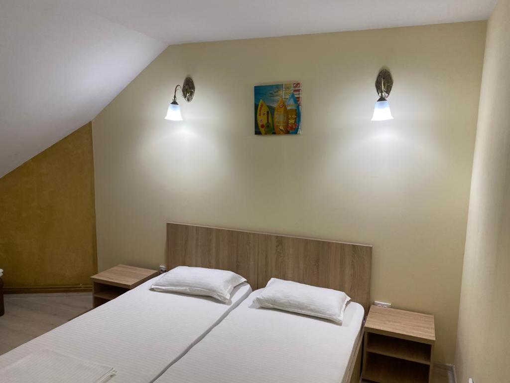 Pensiunea Casa Soarelui Simian Phòng bức ảnh